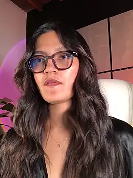 Gia_Mazzon's Live XXX Chat