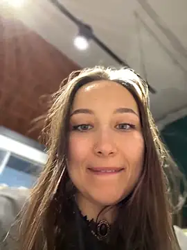 icrazyoneirl - ICrazyOneIRL's free webcam - UK Sex Cams