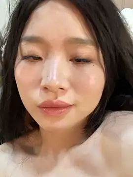 美女Y2Luvk在线直播