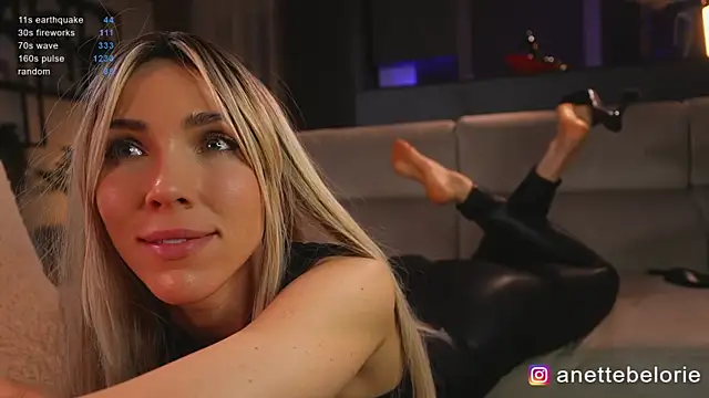 anette_belorie (F young) - undress to panties