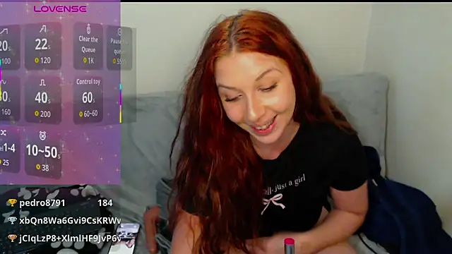 austriangirl99 (Ask my age) - Analfuck im Doggystyle