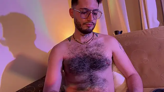 axel_giracr - Axel_giracr's free webcam - UK Sex Cams