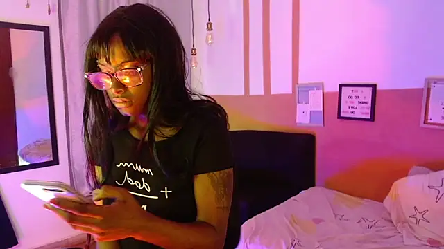 vickycat_x - Vickycat_x's free webcam - UK Sex Cams