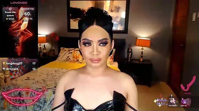 fridahumphrey (T teen) - WHOS HUNGRY? KNEEL AND I'LL FEED YOU!💦