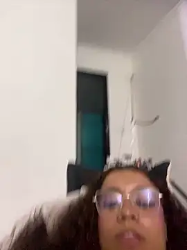 Webcam Model (KATYA_EF) is live