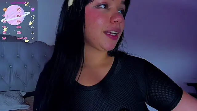 _camilaa (F young) - ✨playing boobs close up