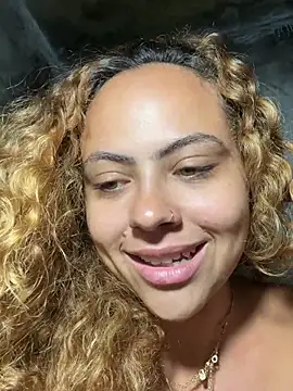 Chloe_Leaozinho from StripChat is Freechat