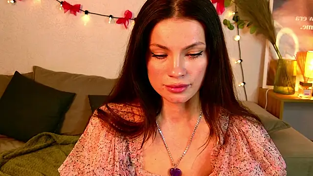 tayasun - TayaSun's free webcam - UK Sex Cams