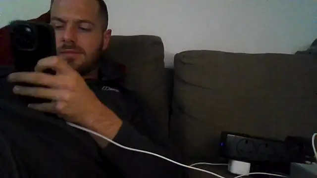 cheekycherryx (M young) - Spit wankfuck pussy moan 😜💦