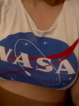 Webcam Model (Zanoba-16)  is live.Free join now!