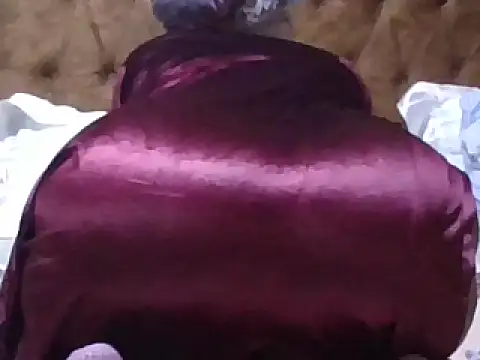 bootiq (Ask my age) - suck dildo