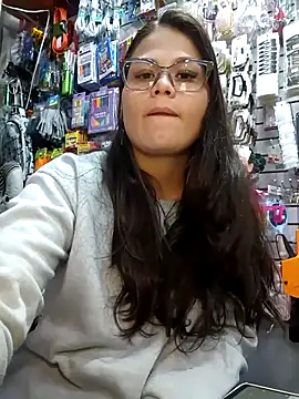 Vale_Saenzz live sex cam