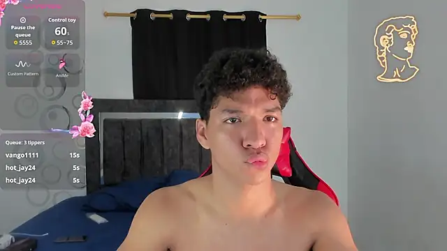 maximiliano_khalil (M young) - 💦 Show CUM 💦 (make me your stallion)