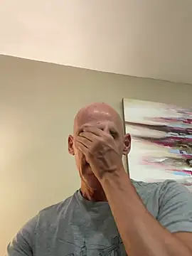 elosoo - Elosoo's free webcam - UK Sex Cams