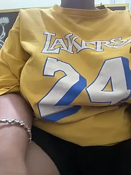 real_roma (F young) - Milk show 1mint