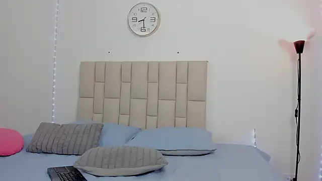 sofia_blosom (F young) - Squirt show