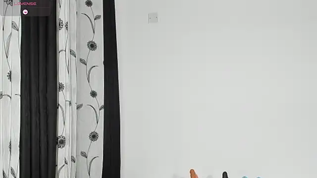 creamy_bubblegum - CREAMY_BUBBLEGUM's free webcam - UK Sex Cams