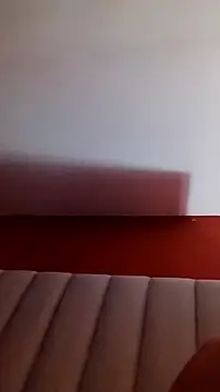 Webcam Model (Sophrob96x)  is live.Free join now!