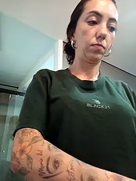 Webcam Model (LunaZambrano)  is live.Free join now!