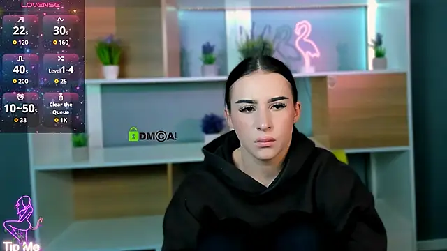 alia_skay (F teen) - show boobs in bra