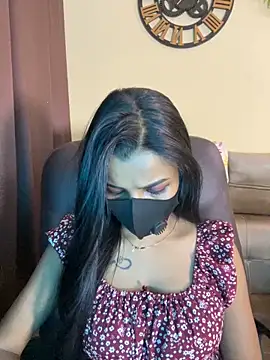 its_ur_flora (F young) - Happy Holi everyone🥰🥰