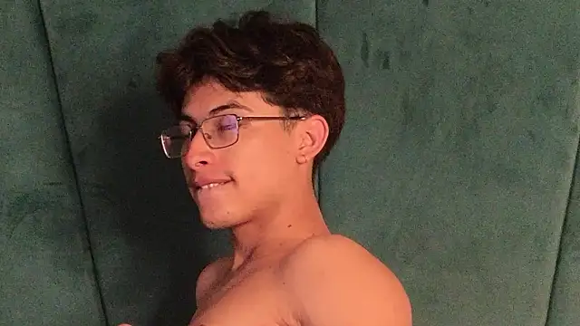 aaron_eze (M young) - Dildo FUN 🍆💦