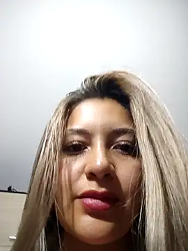 alana_69 (F young) - Spit and spanks x10 boobs