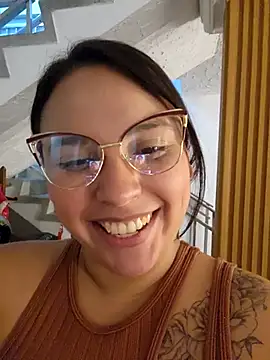 LizzRouse live sex cam