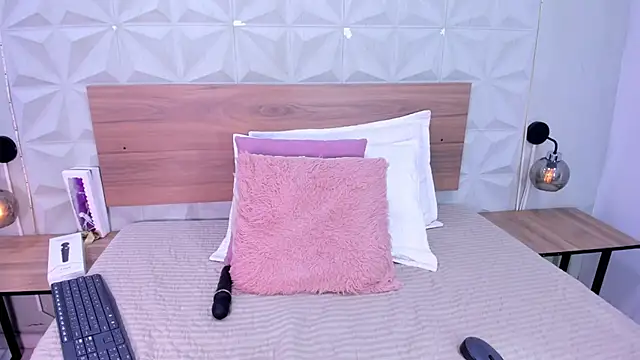 stacey_white_ - Stacey_white_'s free webcam - UK Sex Cams