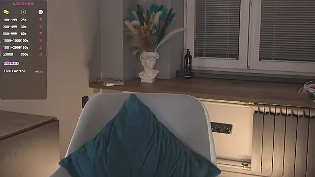 OssieCrews' Live XXX Chat