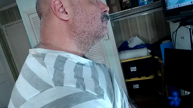 bullmusclejoe's live cam