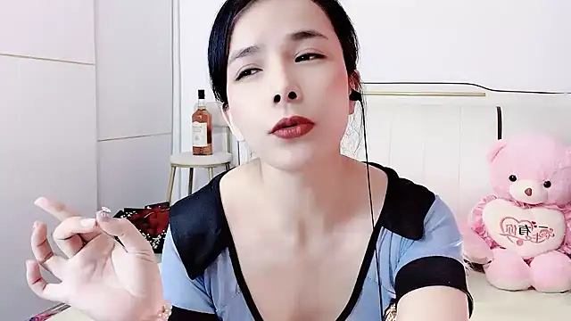 美女-Jenny-666-在线直播