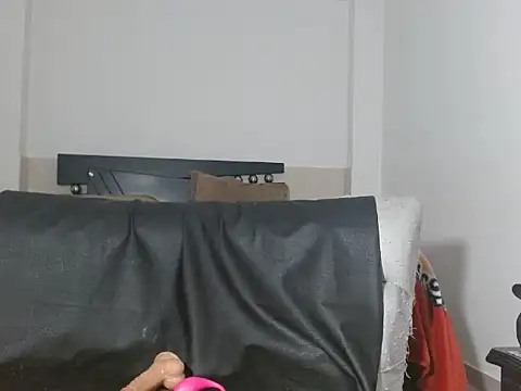 paooo_fantasy - Paooo_Fantasy's free webcam - UK Sex Cams