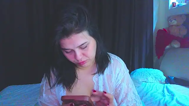 malika_uangel (F young) - go make me cum in dogi oil ass