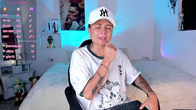 Zury_Ramirez's Live XXX Chat