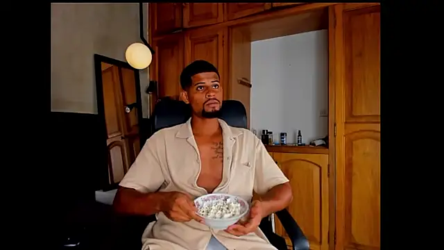 yurgaki_21 - Yurgaki_21's free webcam