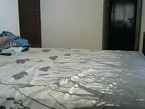 sixfeetslim (Ask my age) - Travel the World