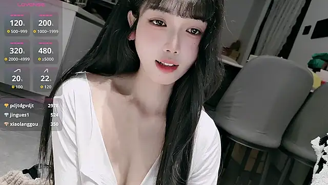 美女sansan-666在线直播