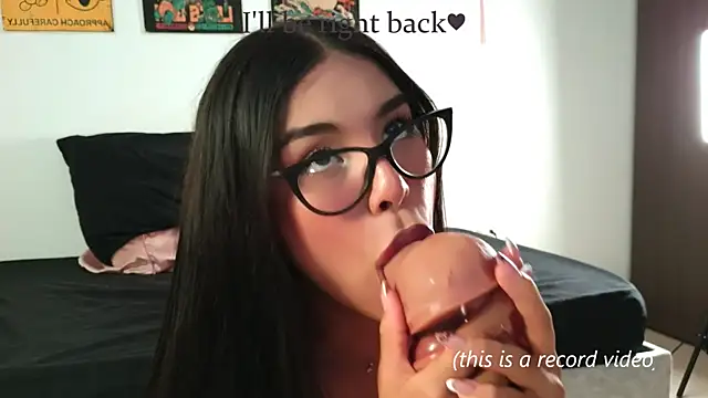 aurorabeck_ (F young) - Be my cowgirl... 🍆 (ride dildo)