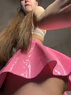 skylinebliss (F teen) - Take off my sexy skirt and spank me x5❤️