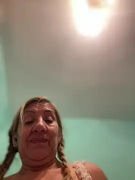 camelia3 - Camelia3's free webcam - UK Sex Cams