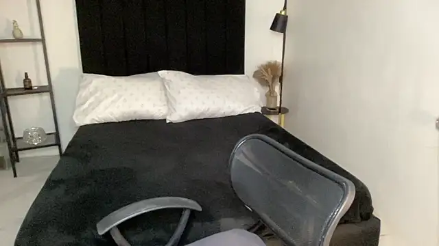 your_bianca69 - Your_bianca69's free webcam - UK Sex Cams