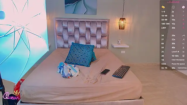 aisha_sakina (F young) - fuck pussy + control toy 3minutes