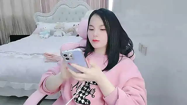 美女xiaokaixin在线直播