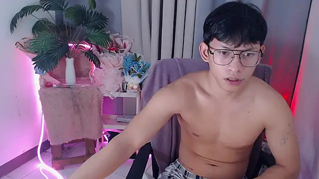 pinkcock_froi2305 (M young) - public cumshow