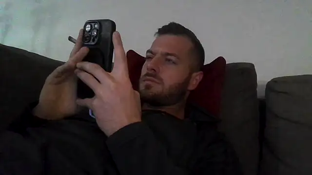 cheekycherryx (M young) - Spit wankfuck pussy moan 😜💦