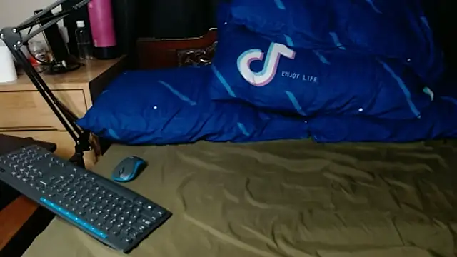 yukikawaii (T young) - Tiny Cock: CUM @ GOAL