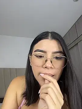 Julieta_Hornyx