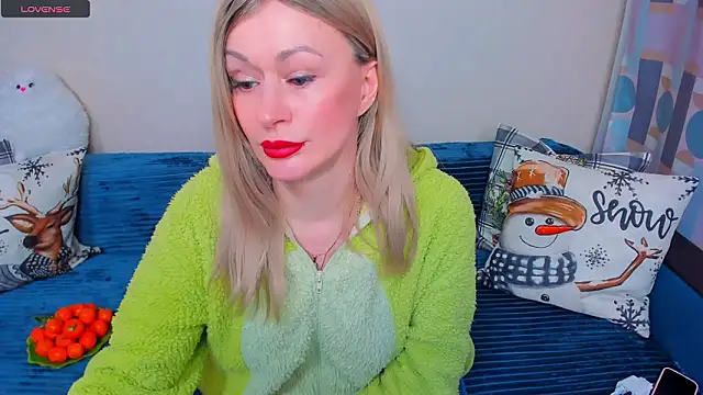 ellenmoore - EllenMoore's free webcam - UK Sex Cams