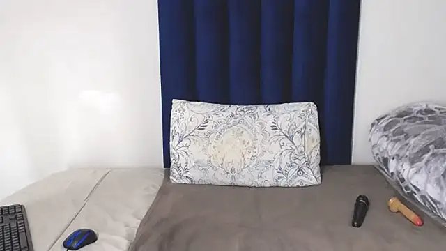 pinkdollyg (F young) - Make my pussy wet daddy